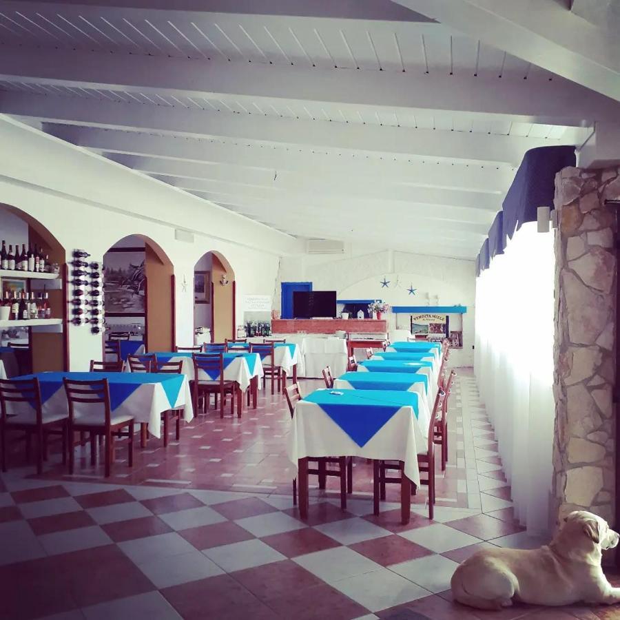 Albergo Labotte Вьесте Экстерьер фото