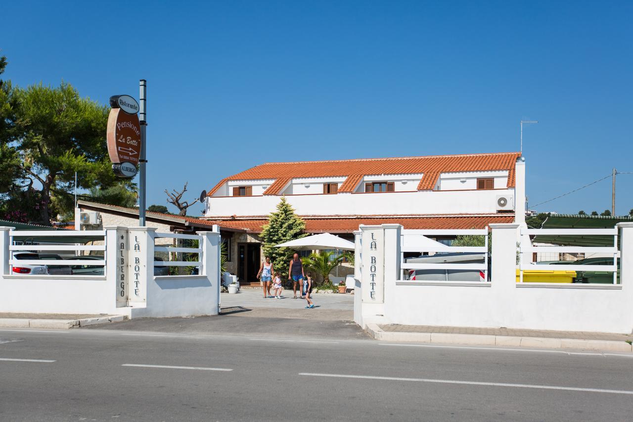 Albergo Labotte Вьесте Экстерьер фото